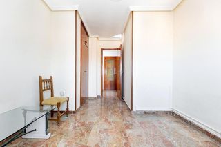 Piso en venta en Almanjáyar en Granada