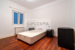 Piso en venta en Amara - Berri en San Sebastián-Donostia