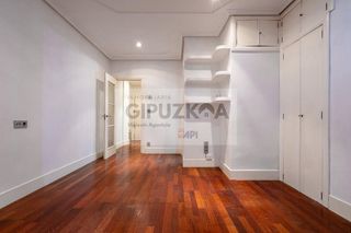 Piso en venta en Amara - Berri en San Sebastián-Donostia