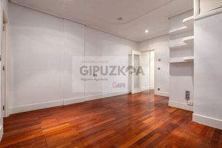 Piso en venta en Amara - Berri en San Sebastián-Donostia