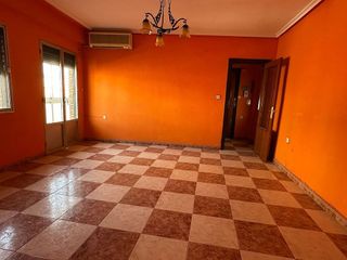 Piso en venta en Bailén