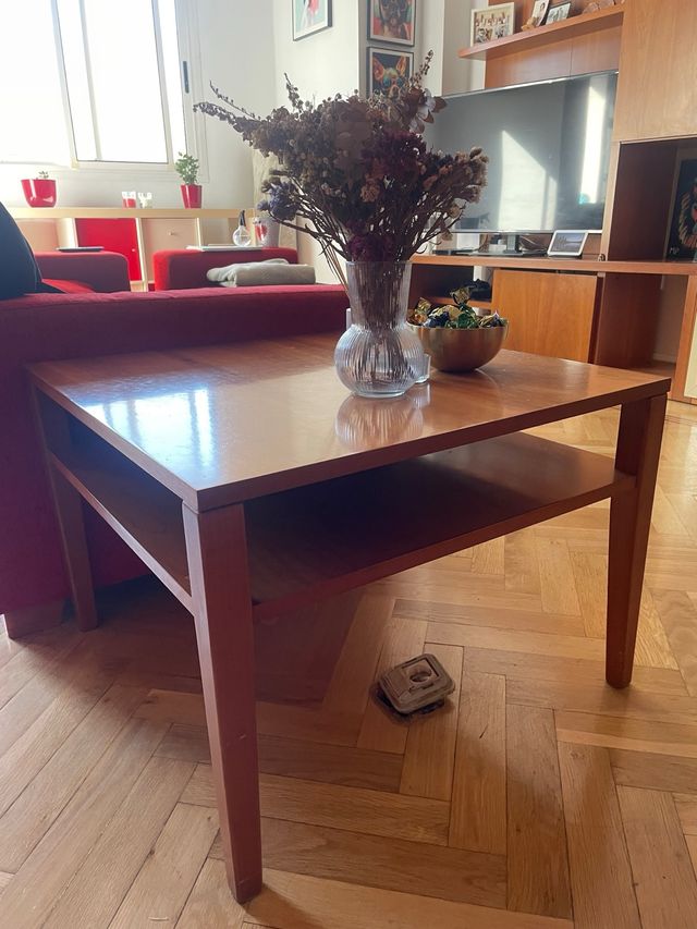 Mesa de centro de madera