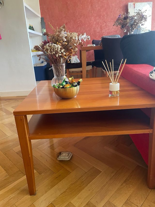 Mesa de centro de madera