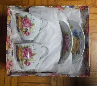 Servizio da te in Porcellana Floreale