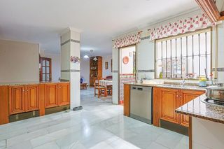 Casa en venta en Gines