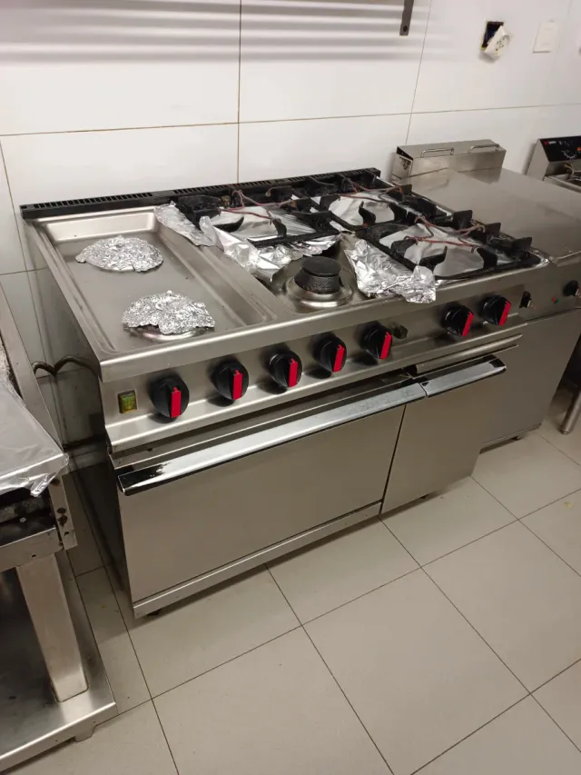 Cocina industrial 6 quemadores