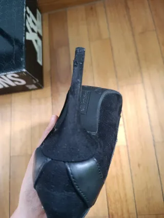 Zapatos de tacón XTI negros