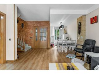 Casa adosada en venta en Santa Maria-Eixample-Sud Sumella en Cubelles