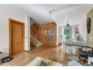 Casa adosada en venta en Santa Maria-Eixample-Sud Sumella en Cubelles