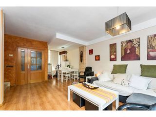 Casa adosada en venta en Santa Maria-Eixample-Sud Sumella en Cubelles