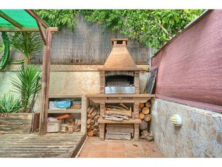 Casa adosada en venta en Santa Maria-Eixample-Sud Sumella en Cubelles