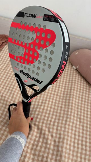 Raqueta Bullpadel Flow Light