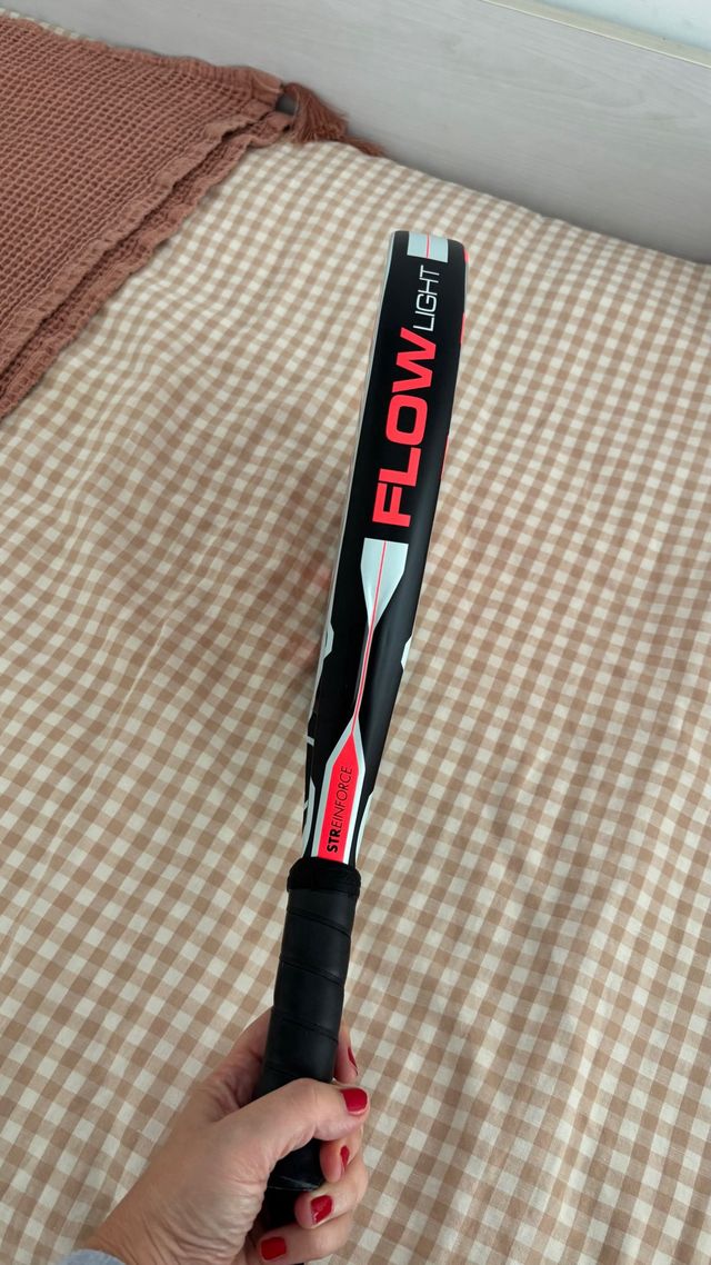Raqueta Bullpadel Flow Light