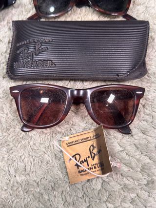 Occhiali da sole Ray-Ban Wayfarer anni '90