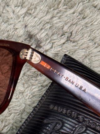 Occhiali da sole Ray-Ban Wayfarer anni '90