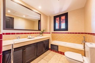 Casa pareada en venta en Sotogrande Alto en San Roque