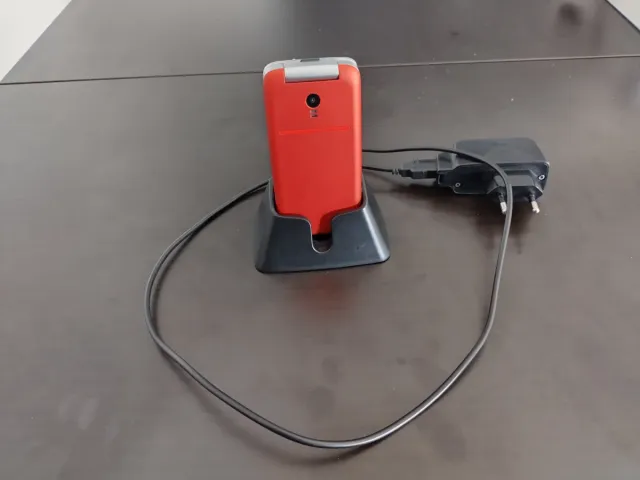 Artfone CF241A Teléfono Móvil Rojo