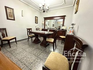 Chalet en venta en Tomelloso