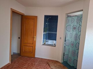 Chalet en venta en Velilla de San Antonio