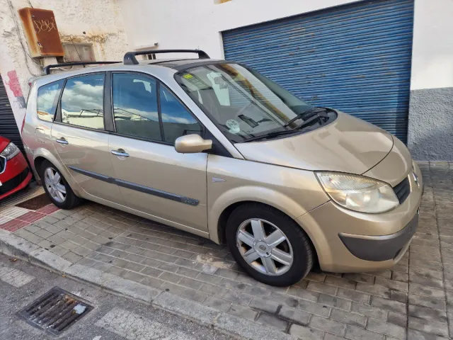Renault Grand Scenic 2006