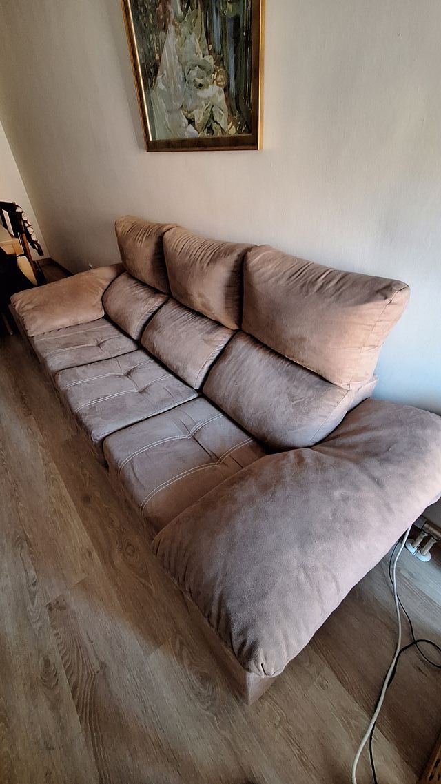 Sofá 3 plazas + 2 pufs (marrón)