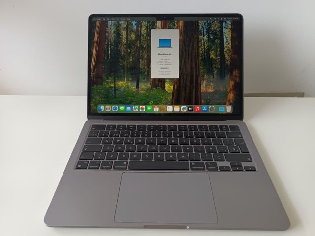 MacBook Air M2 16GB/256GB Gris