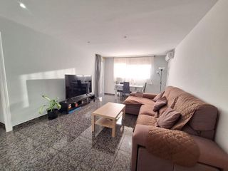 Piso en venta en Badia del Vallès