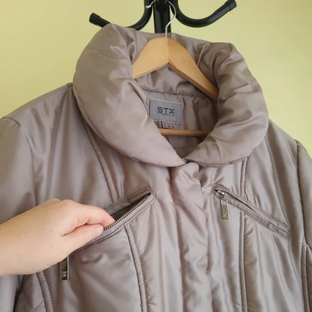 Jaqueta acolchoada bege feminina