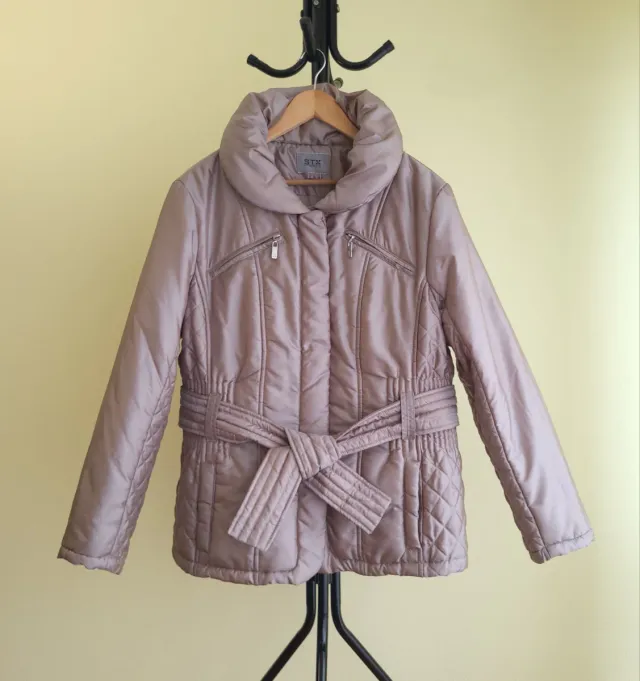 Jaqueta acolchoada bege feminina