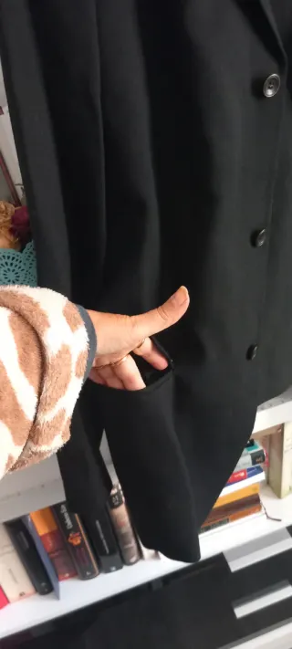 Traje de chico negro como nuevo