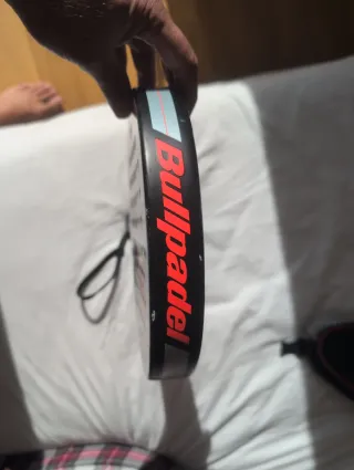 Pala Padel Bullpadel Flow Light 6 meses de uso