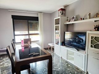 Piso en venta en L'Alquenència en Alzira
