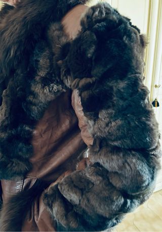 Pelliccia vera pelle marrone nera