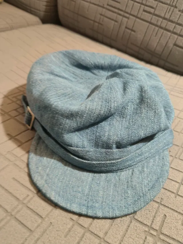 Gorro vaquero con hebilla