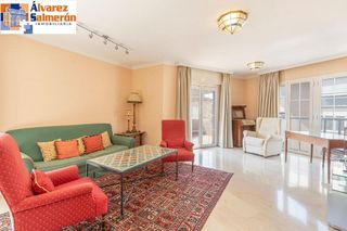 Piso en venta en Centro - Sagrario en Granada