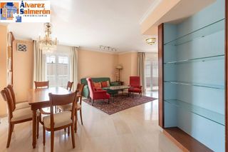 Piso en venta en Centro - Sagrario en Granada