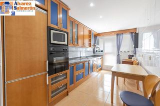 Piso en venta en Centro - Sagrario en Granada