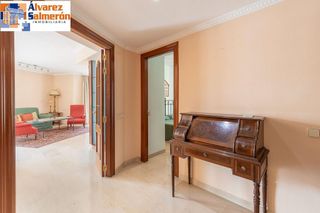 Piso en venta en Centro - Sagrario en Granada