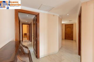 Piso en venta en Centro - Sagrario en Granada