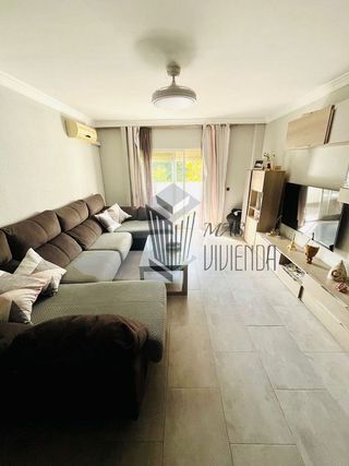 Piso en venta en La Granja-La Colina-Los Pastores en Algeciras