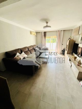 Piso en venta en La Granja-La Colina-Los Pastores en Algeciras