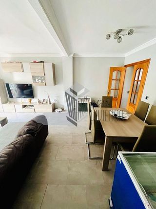 Piso en venta en La Granja-La Colina-Los Pastores en Algeciras