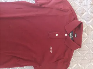 Polo Hollister Talla M granate