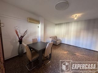 Piso en venta en Centro Ciudad en Manises