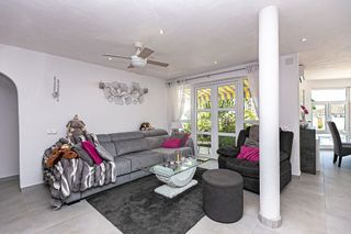 Chalet en venta en Campos de Golf - Villa Martin - Los Dolses en Orihuela