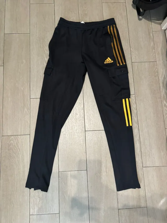Pantalones Adidas Cargo Hombre Negro/Dorado