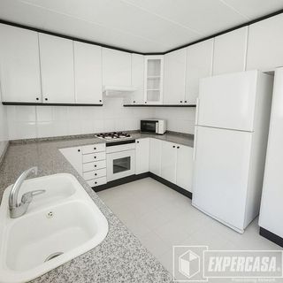 Casa adosada en venta en El Mercado en Manises