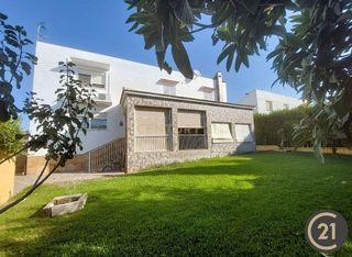 Chalet en venta en Espartinas