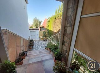 Chalet en venta en Espartinas