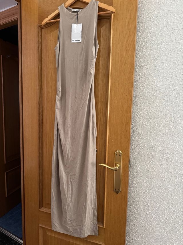 Vestido Bershka Beige Largo